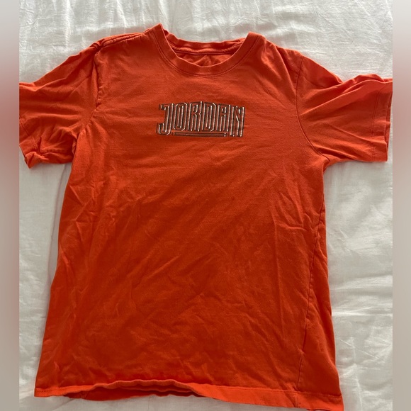 Jordan graphic T-shirt . EUC Small - Picture 2 of 5